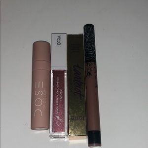High end lip bundle
